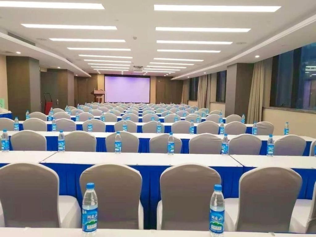 Rosedale Hotel Taicang Экстерьер фото